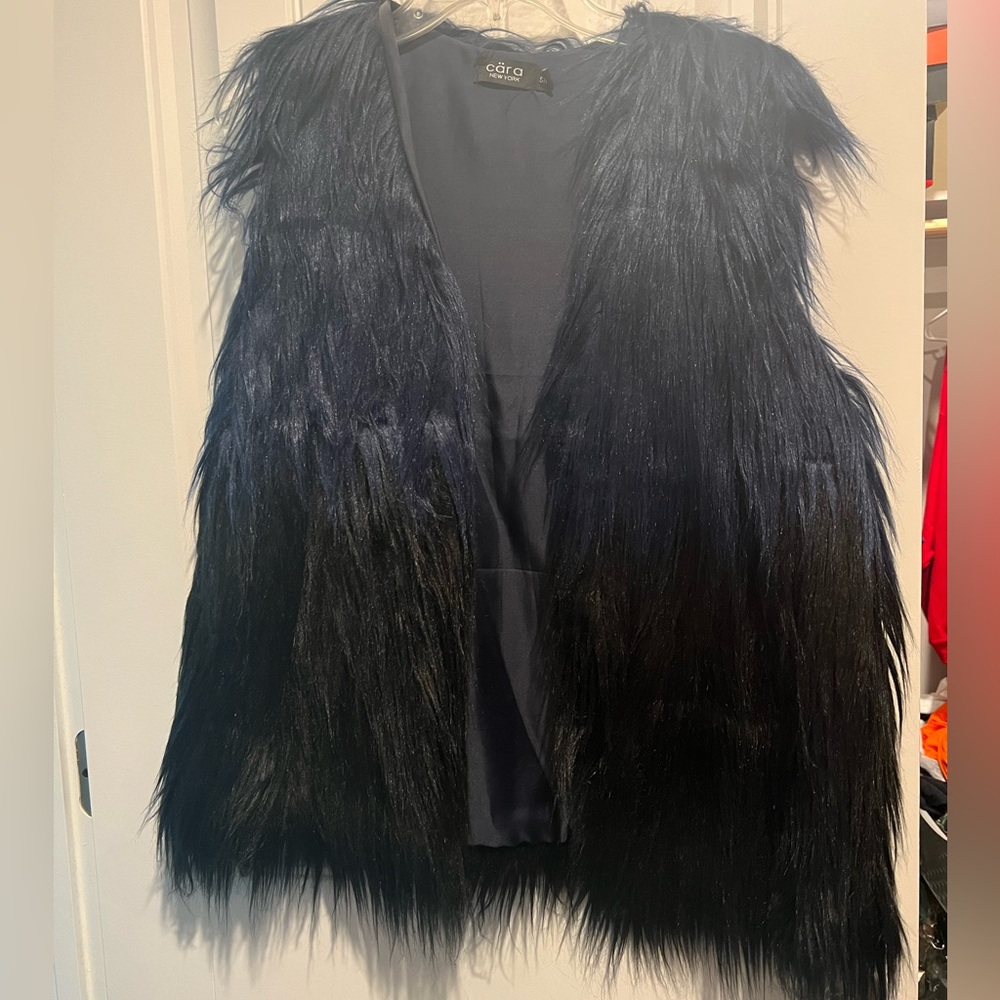 Cara New York faux Fur vest
